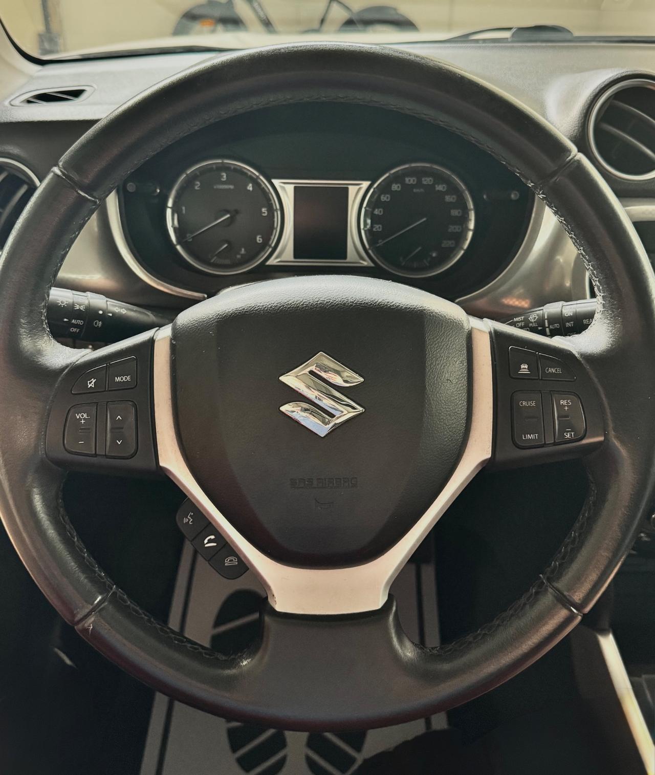 Suzuki Vitara 1.6 DDiS V-Top Full optional