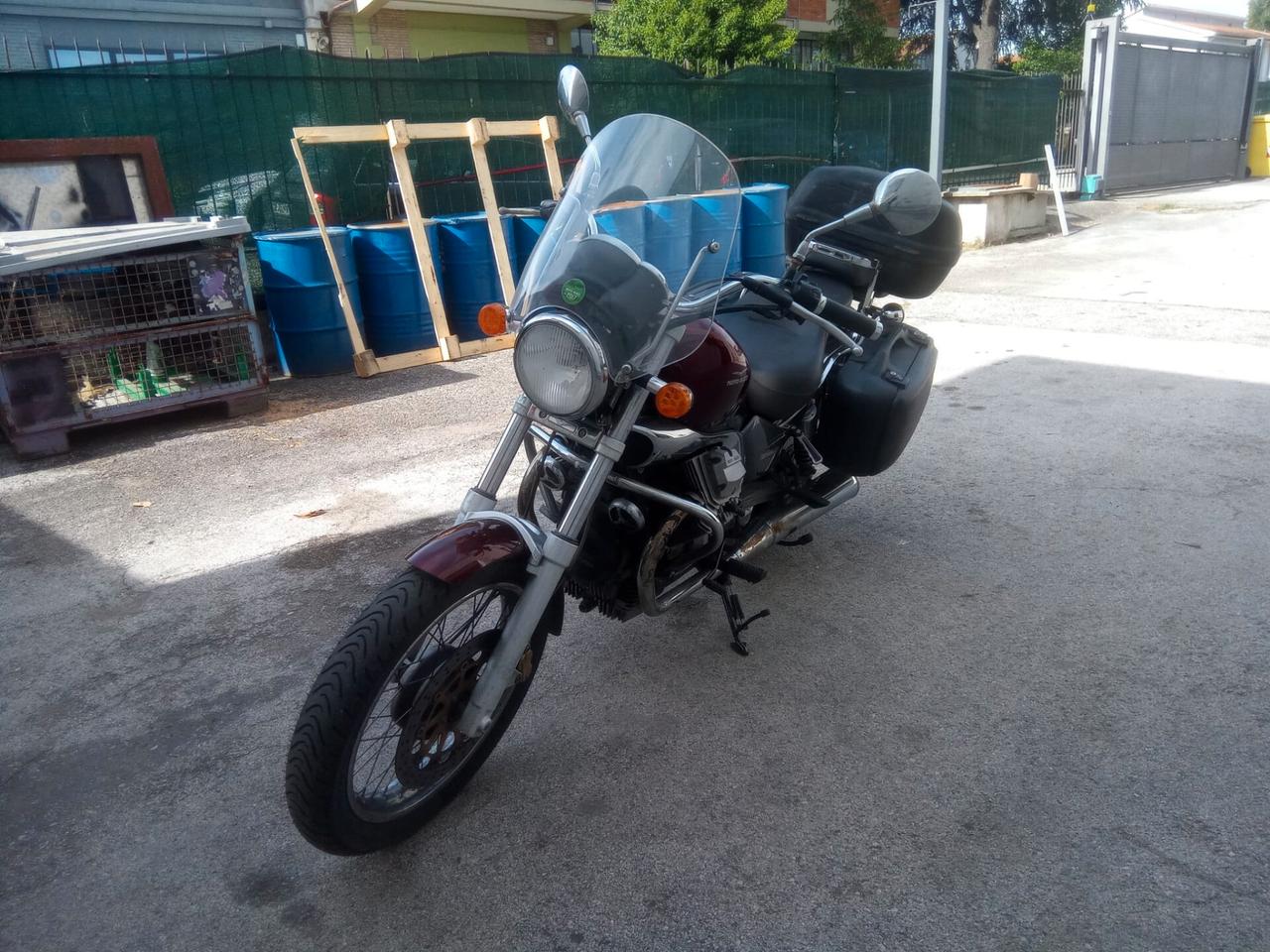 Moto Guzzi Nevada 750