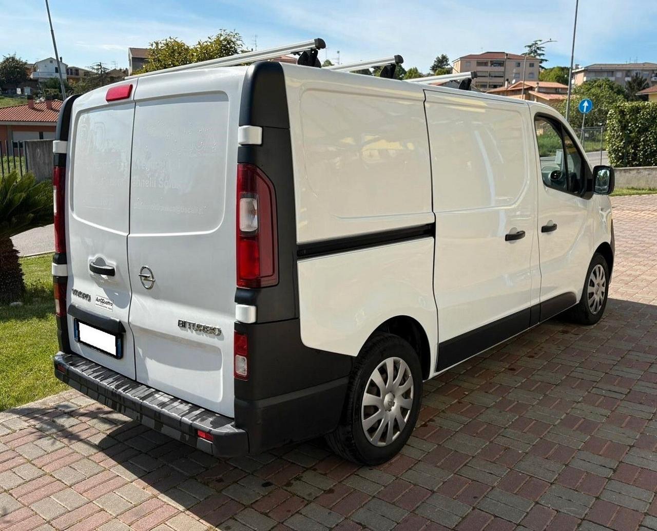 OPEL 1.6BI-T-CDTi S&S Vivar. 125 6M E6B - 2017