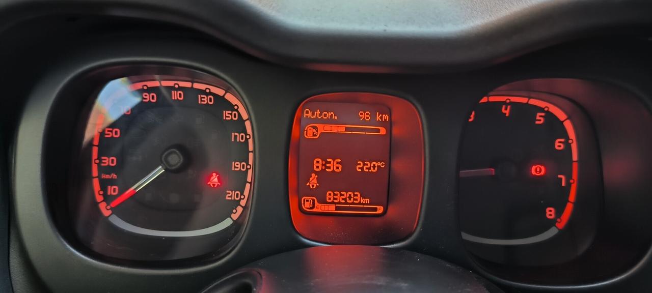 Fiat Panda 1.0 FireFly S&S Hybrid passaggio in omaggio per luglio