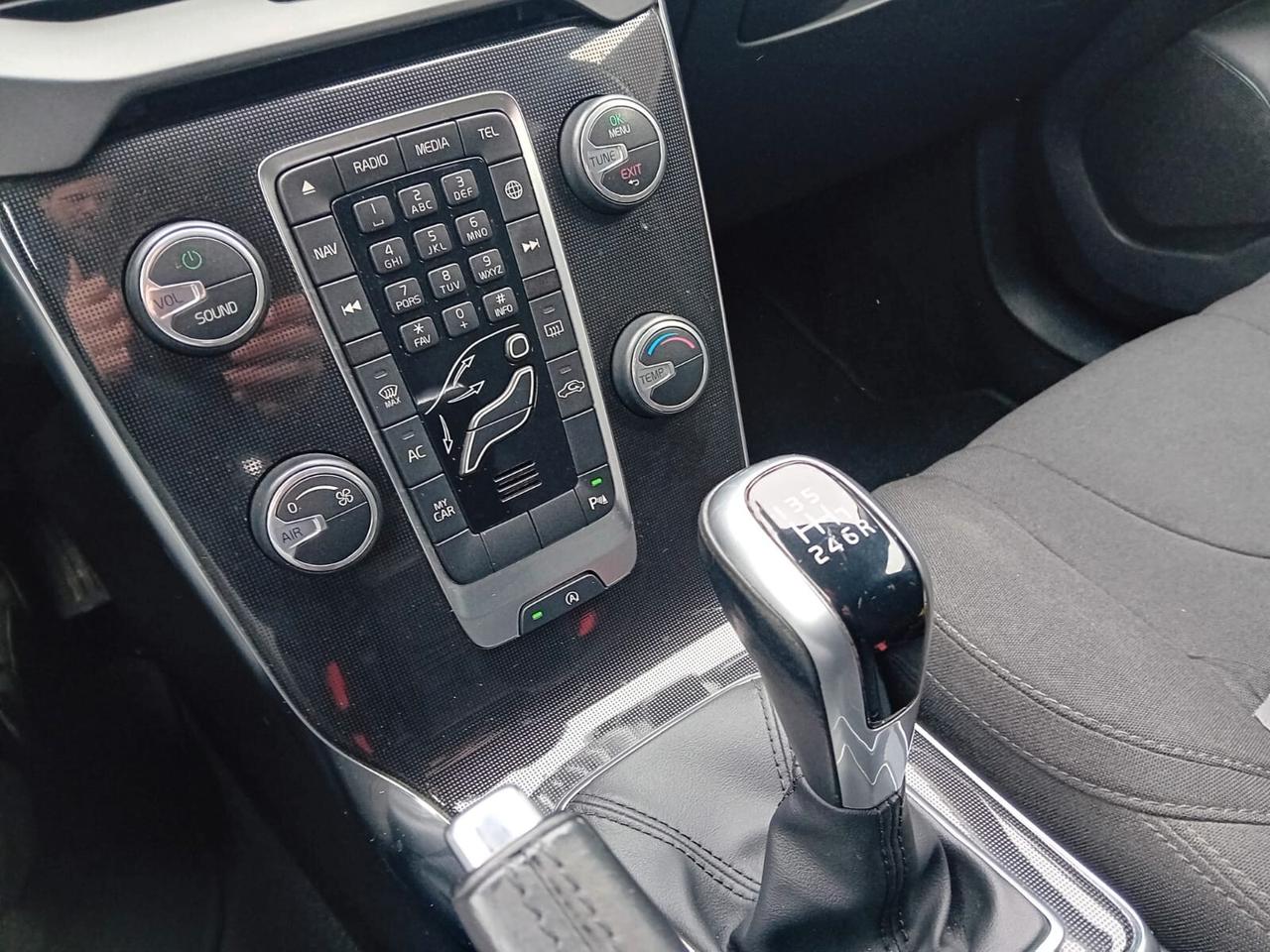 Volvo V40 2.0 d2 eco Business E6