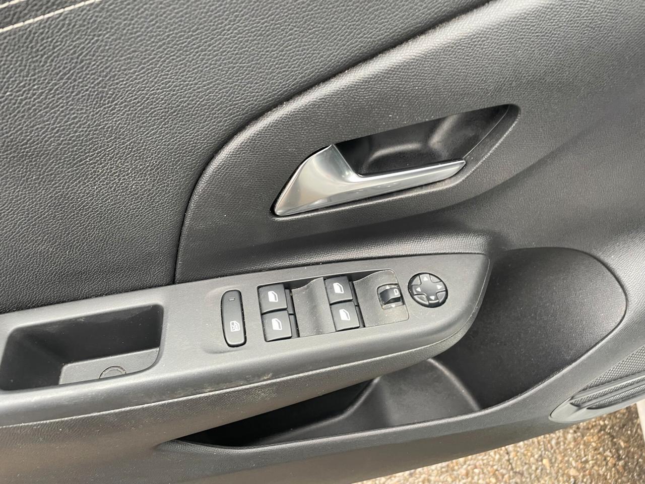 Opel Corsa 1.2 75 CV Design & Tech PREZZO REALE