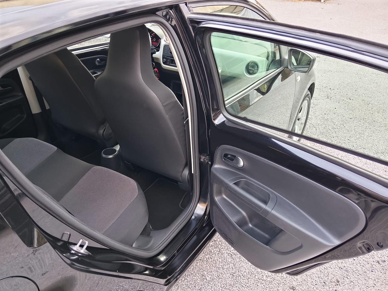 Seat Mii 1.0 5 porte Chic 10/2016 DA VETRINA