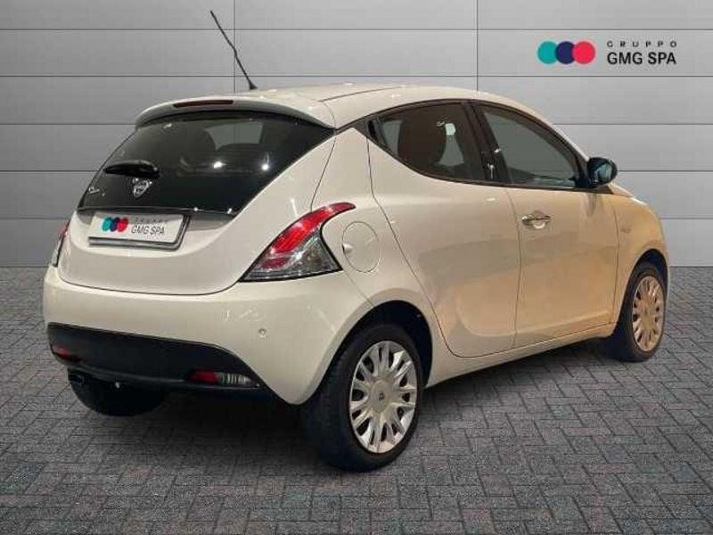 Lancia Ypsilon III 2011 1.2 8v Gold s/CL 69cv E6