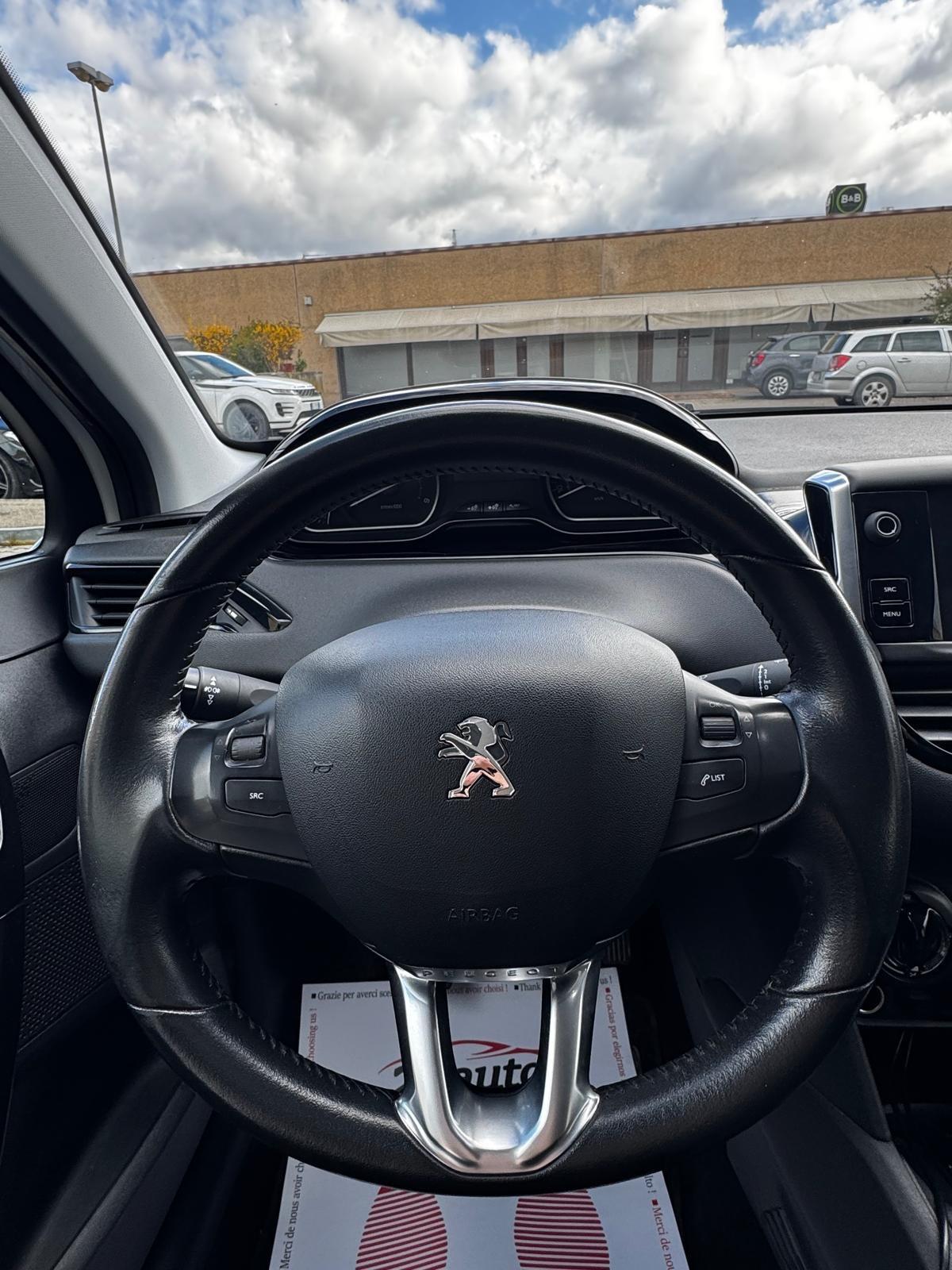 Peugeot 208 BlueHDi 75 5 porte Allure