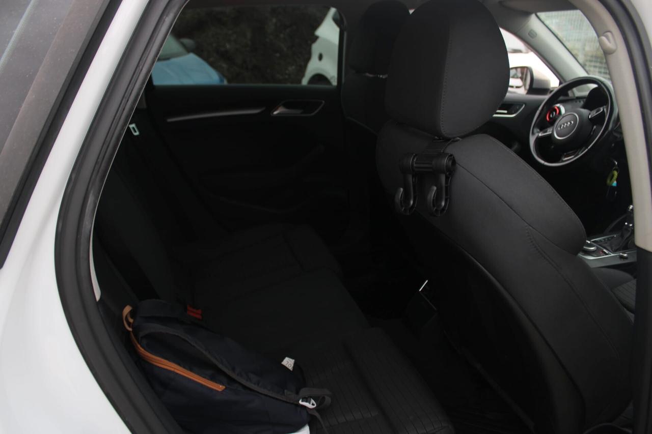 Audi A3 SPB 1.6 TDI clean diesel S tronic Ambition