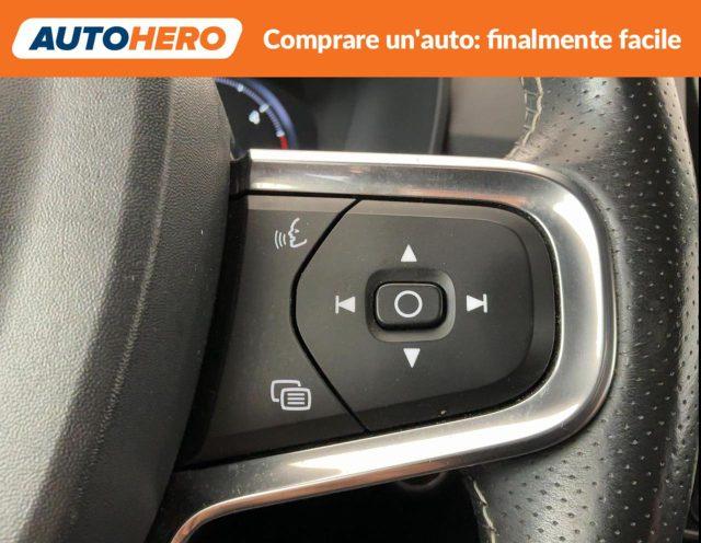 VOLVO XC40 D4 AWD Geartronic R-design