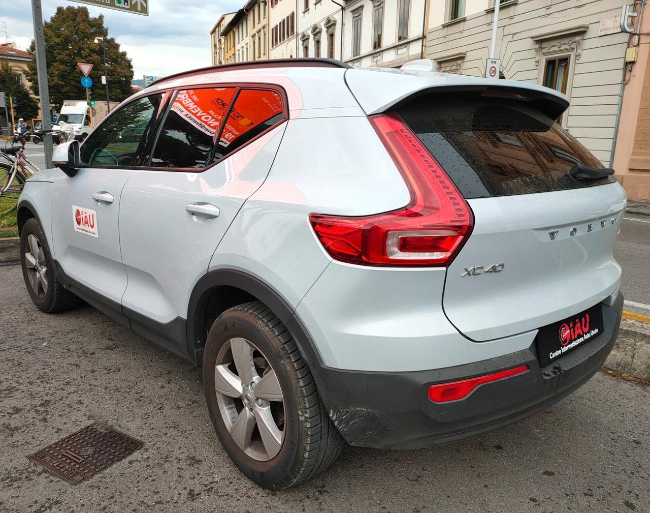 Volvo XC40 T3 Momentum Core