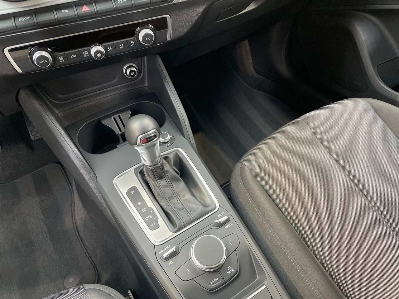 AUDI Q2 I 2017 - Q2 30 1.6 tdi Business s-tronic my19