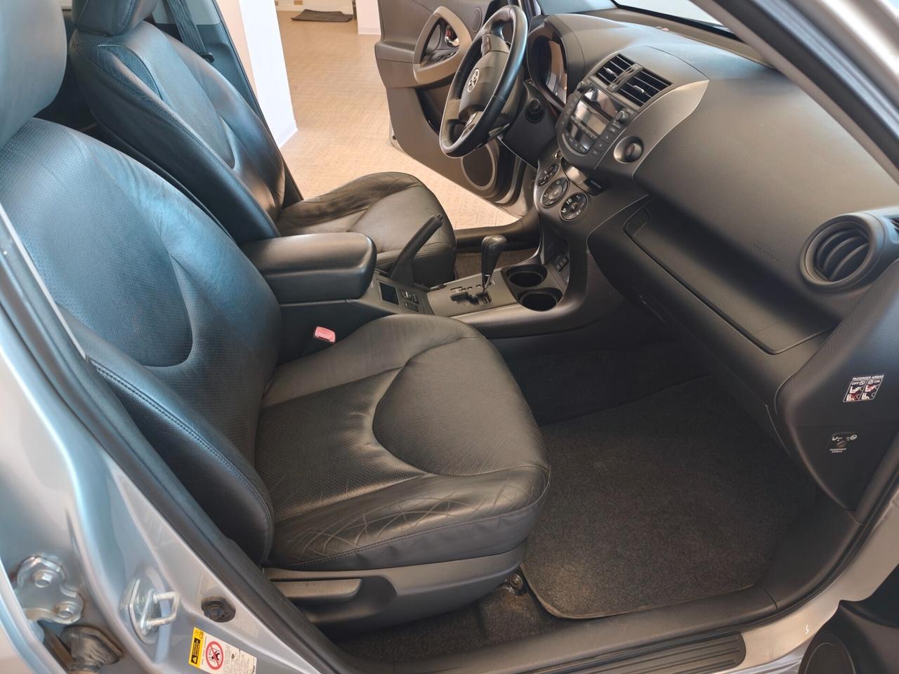 Toyota RAV 4 RAV4 Crossover 2.2 D-Cat A/T 150 CV Luxury