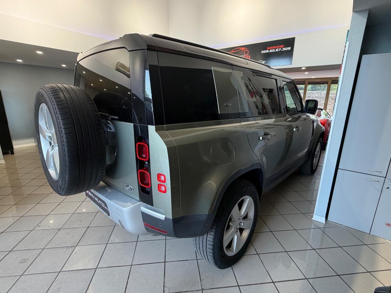 Defender 110 2.0 SD4 240CV AWD Auto 72 Yrs. WEB Edition