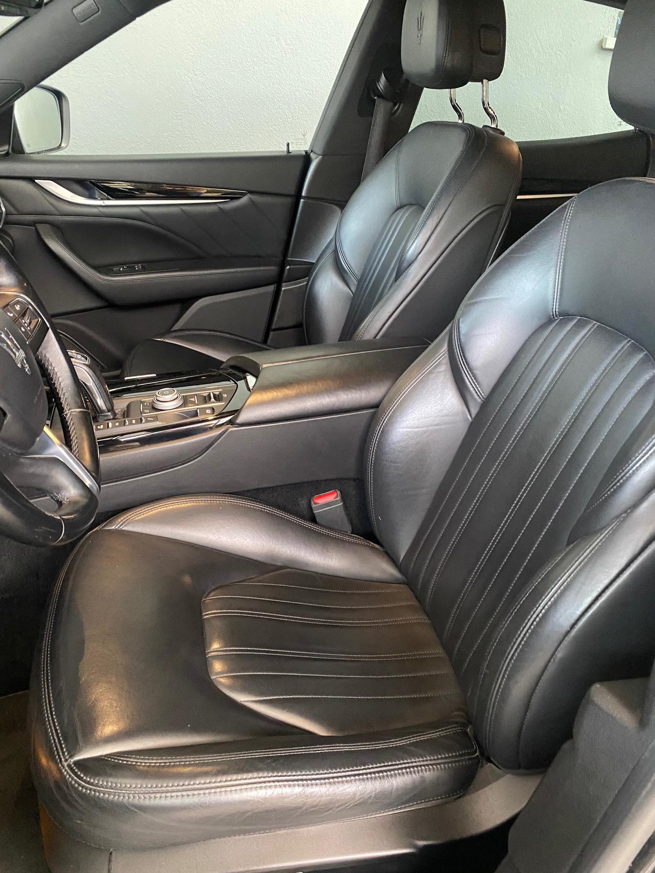 Maserati Levante 3.0 V6 Granlusso 275cv auto my20