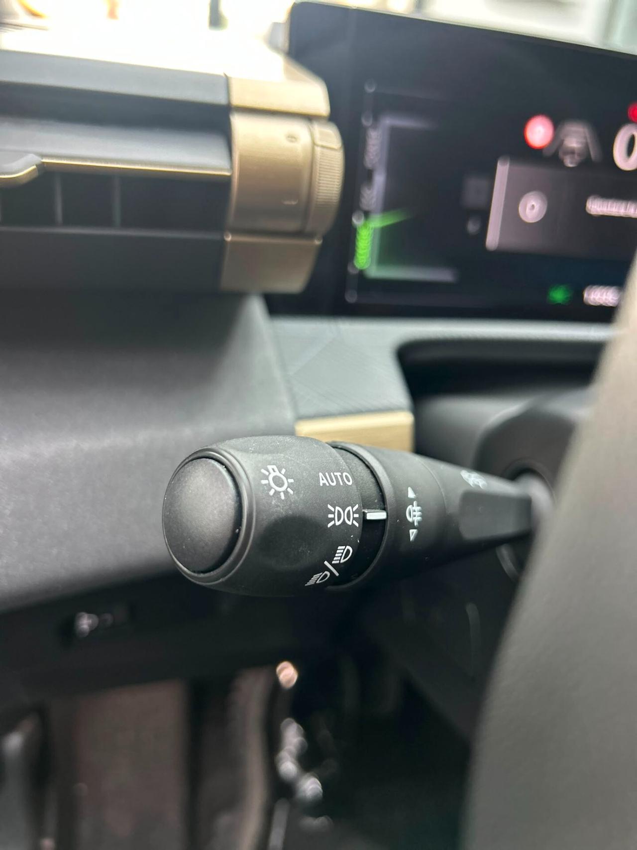 Lancia Ypsilon Hybrid 1.2 100 cv e-DCT LX