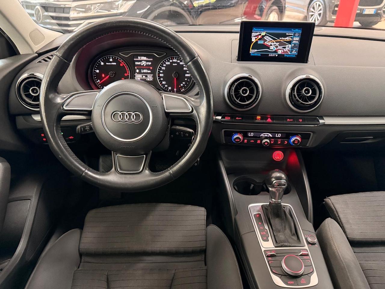 Audi A3 1.6 TDI clean diesel S tronic Ambition