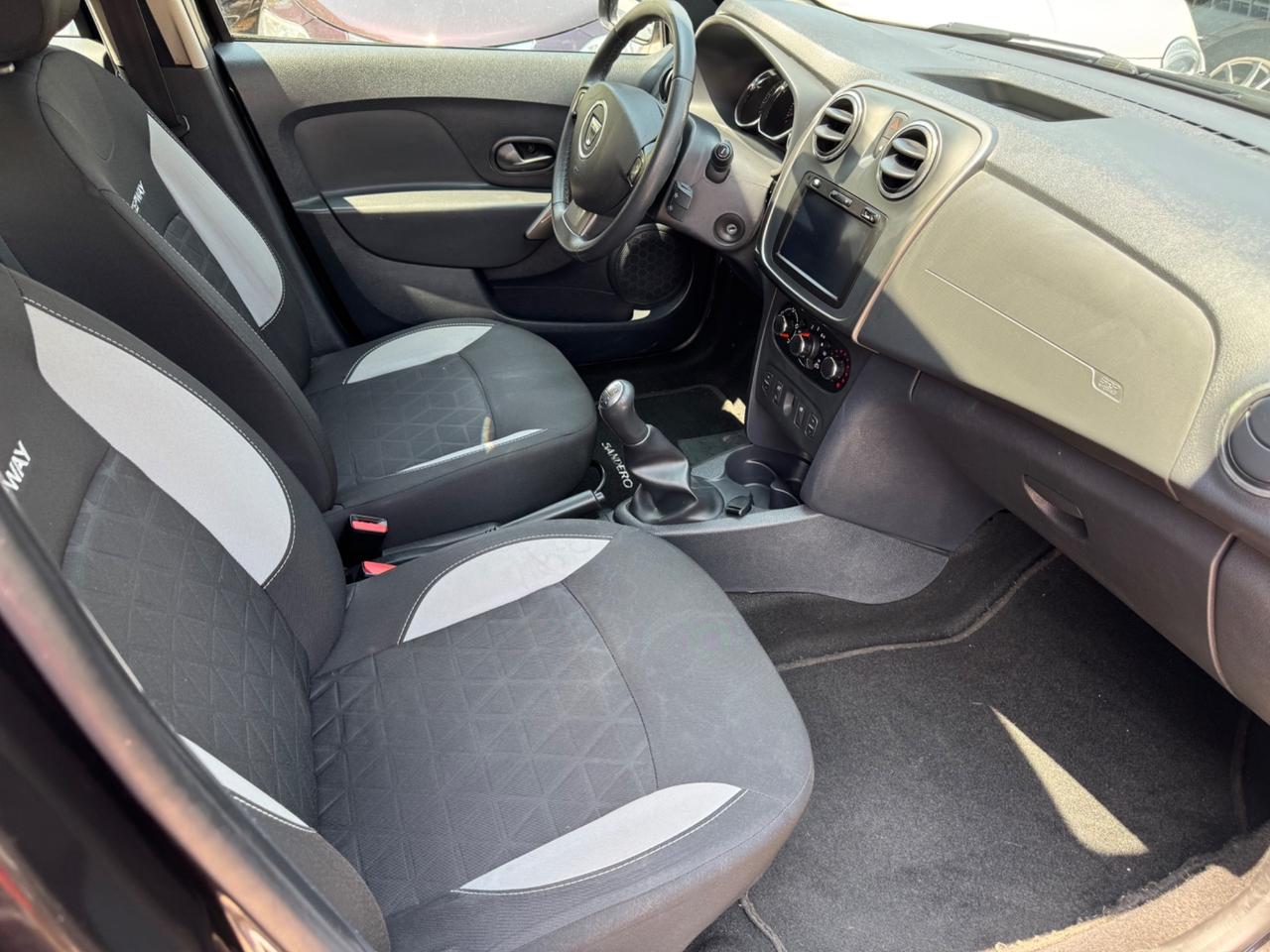 Dacia Sandero Stepway 900 TCe 12V 90CV Prestige