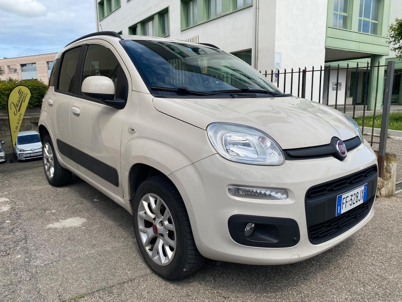 Fiat Panda 0.9 TwinAir Turbo Natural Power Lounge