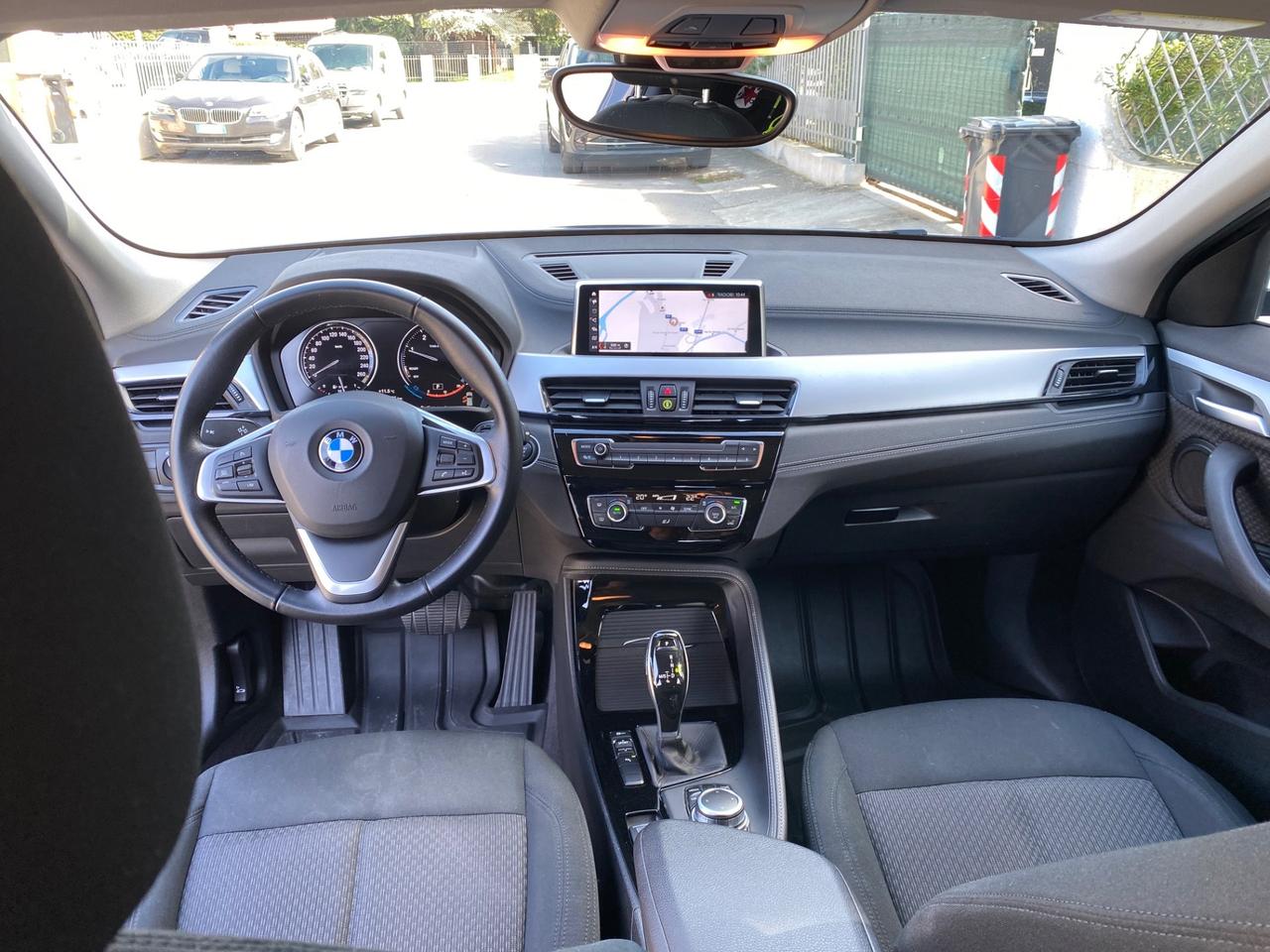 Bmw X2 sDrive18d Business-X
