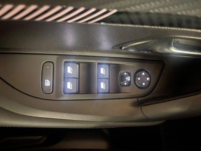 PEUGEOT 2008 PureTech 100 S&S Allure C/GRIMALDI SPECIAL DAY