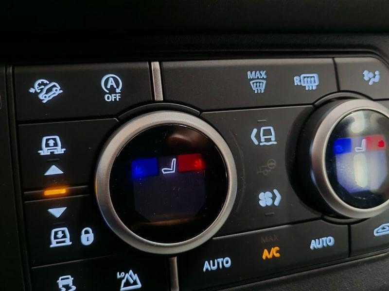 Land Rover Defender 3.0 D6 200 110 S AWD auto.