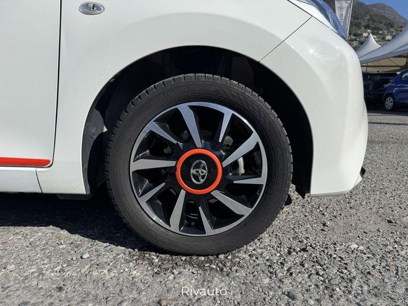 Toyota Aygo 1.0 VVT-i x-wave orange