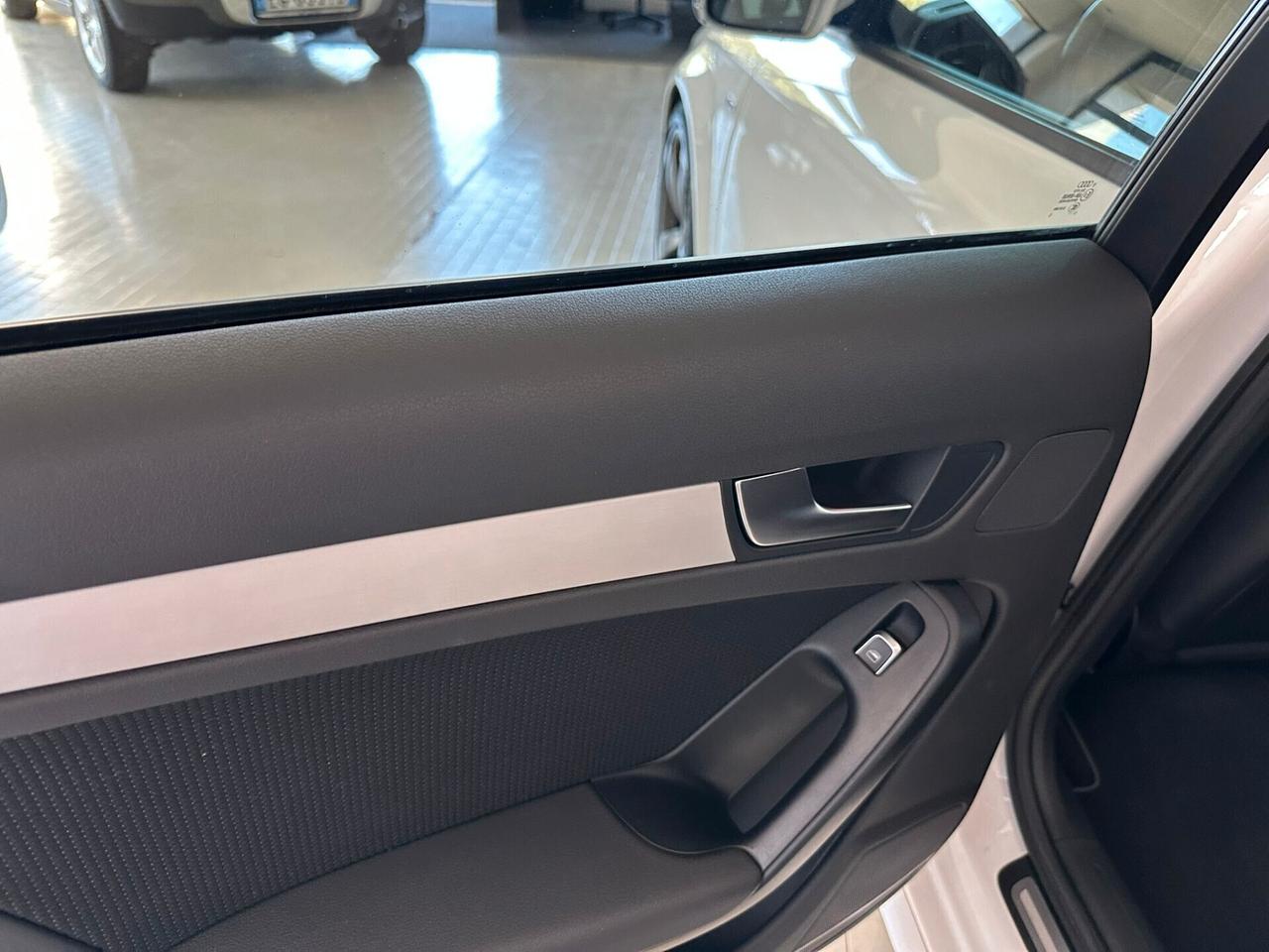 Audi A4 Avant 2.0 TDI 177CV quattro Business Plus S-LINE AUTOMATICA