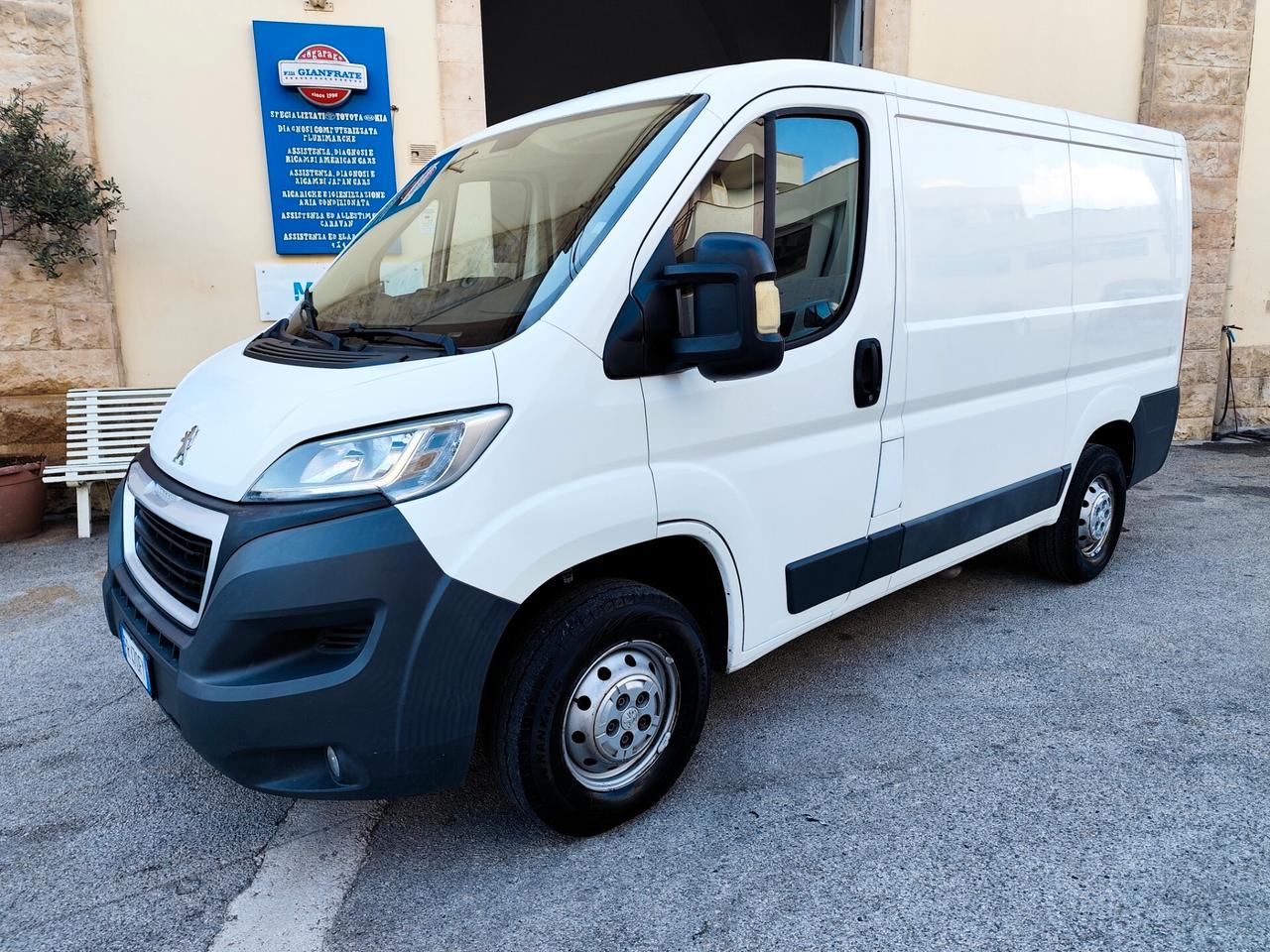 Peugeot Boxer 330 2.0 BlueHDi PC-TN Furgone