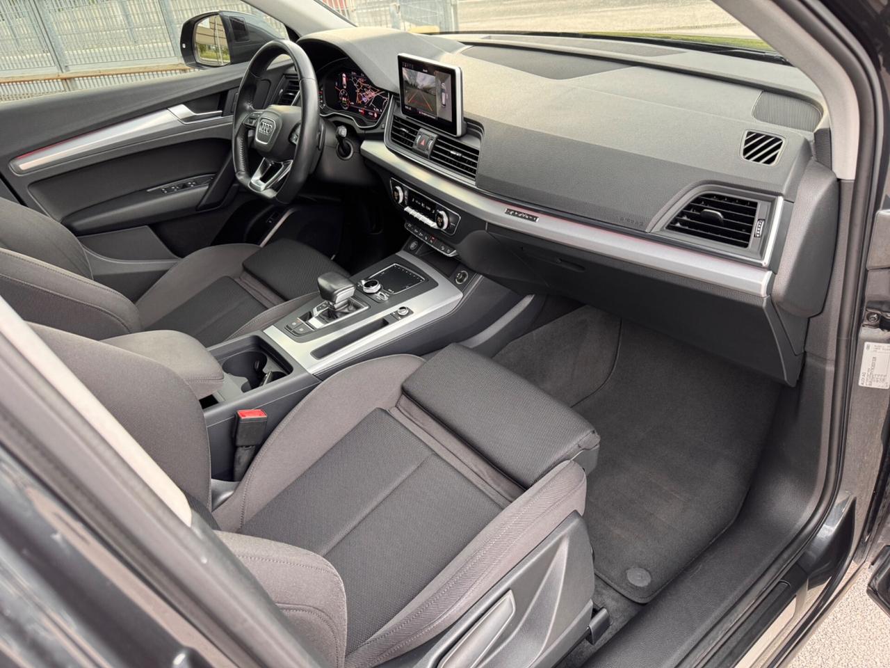 Audi Q5 2.0 TDI quattro S tronic Sport Matrix Luci Multicolor