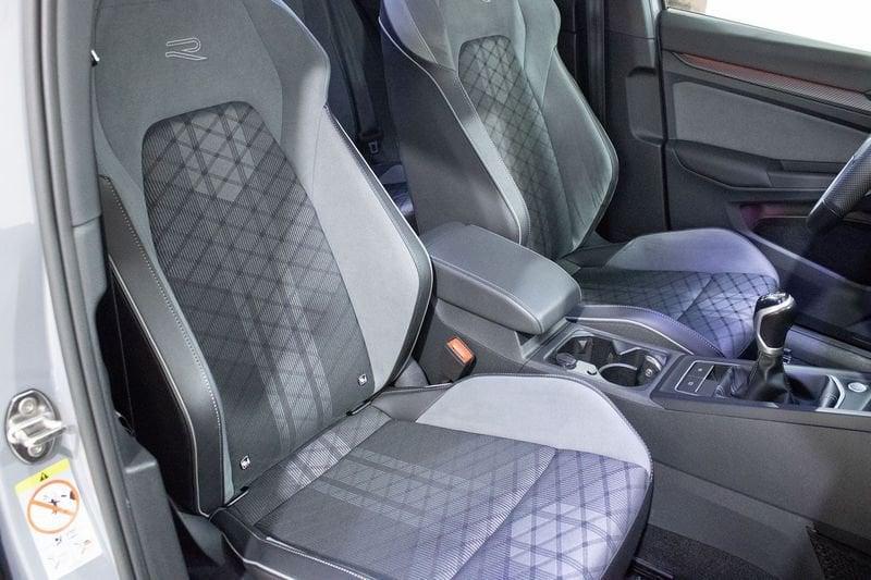 Volkswagen Golf Golf 2.0 TDI R-Line 150cv
