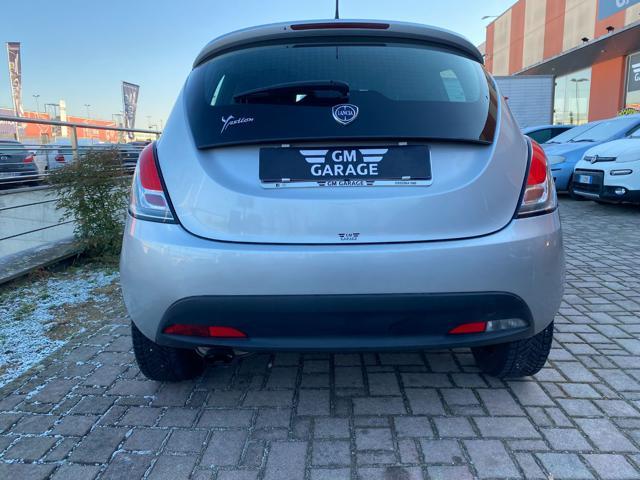 LANCIA Ypsilon 1.2 69 CV 5 porte Gold