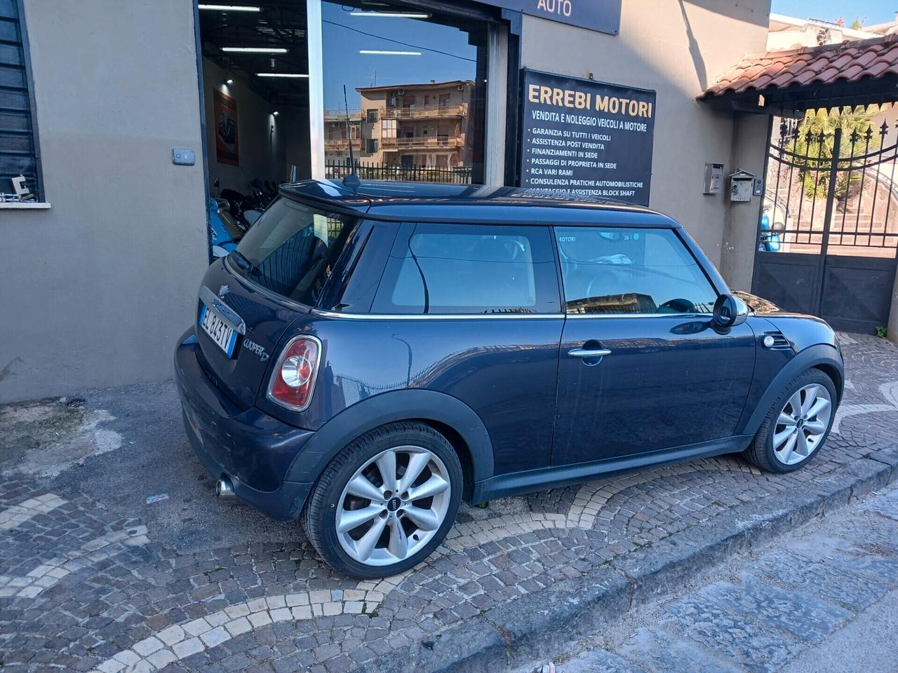 Mini 1.6 16V Cooper D