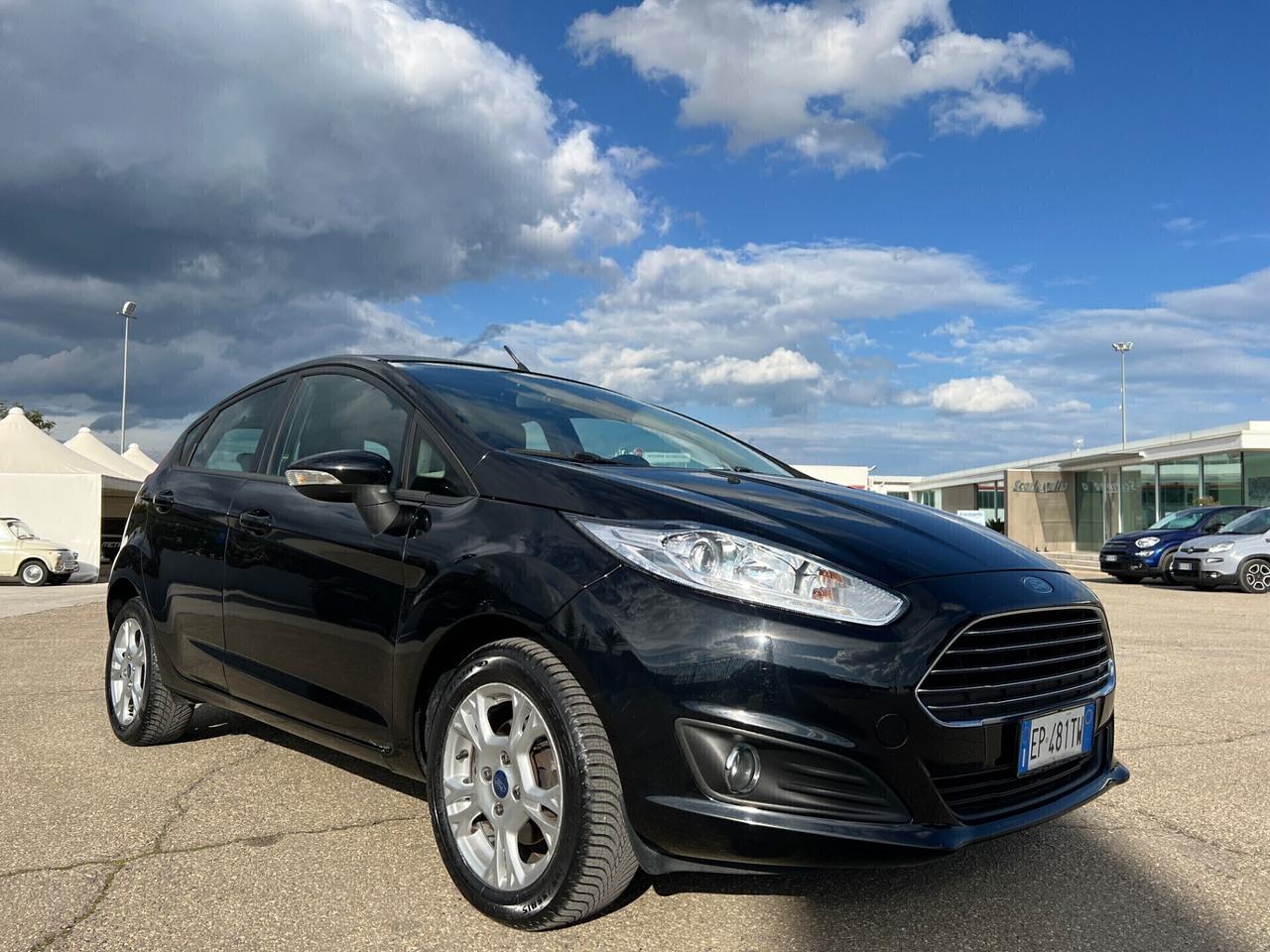 Ford Fiesta 1.4 5p. Bz.- GPL Titanium - 2013
