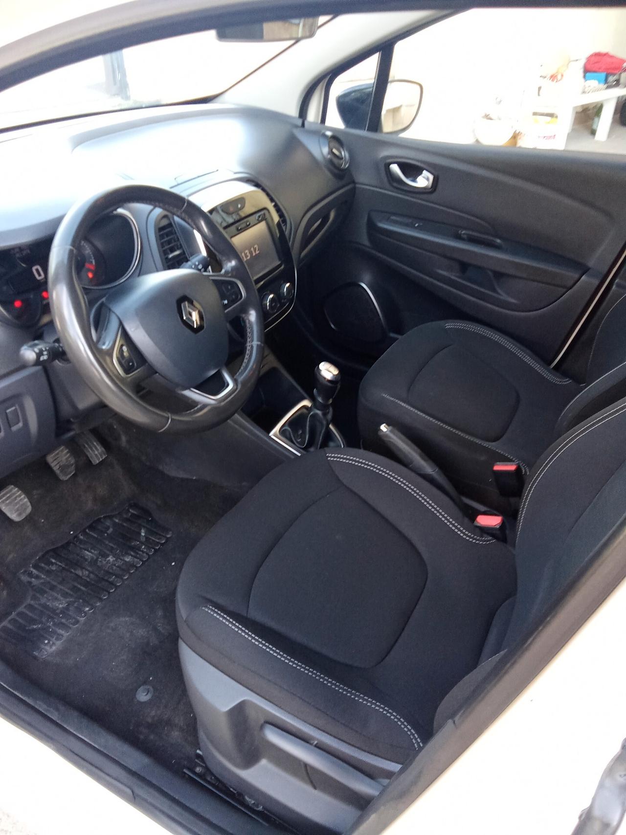 Renault Captur dCi 110 CV autocarro N1 019