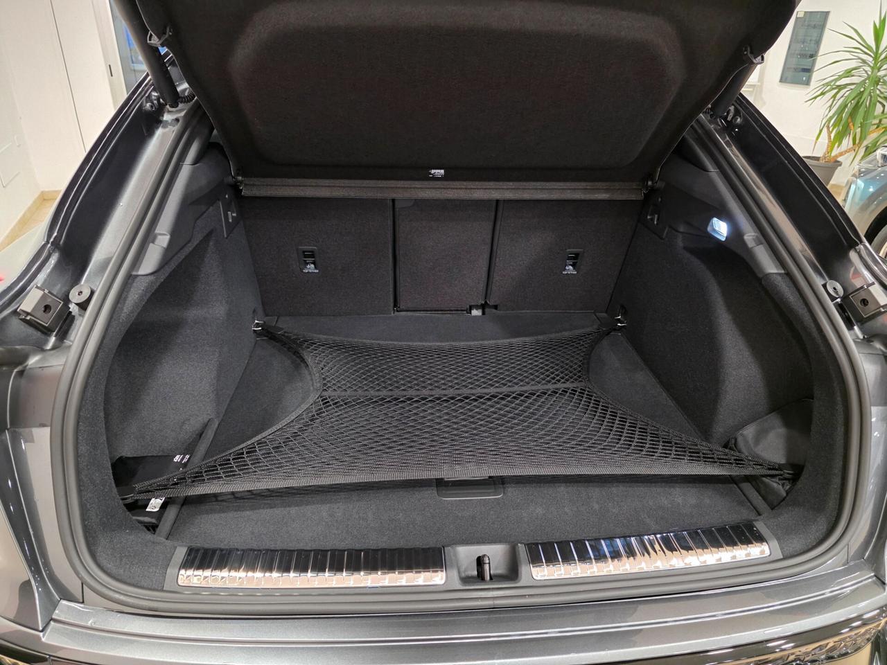 Audi Q3 SPB TDI 110 kW S tronic Line edition