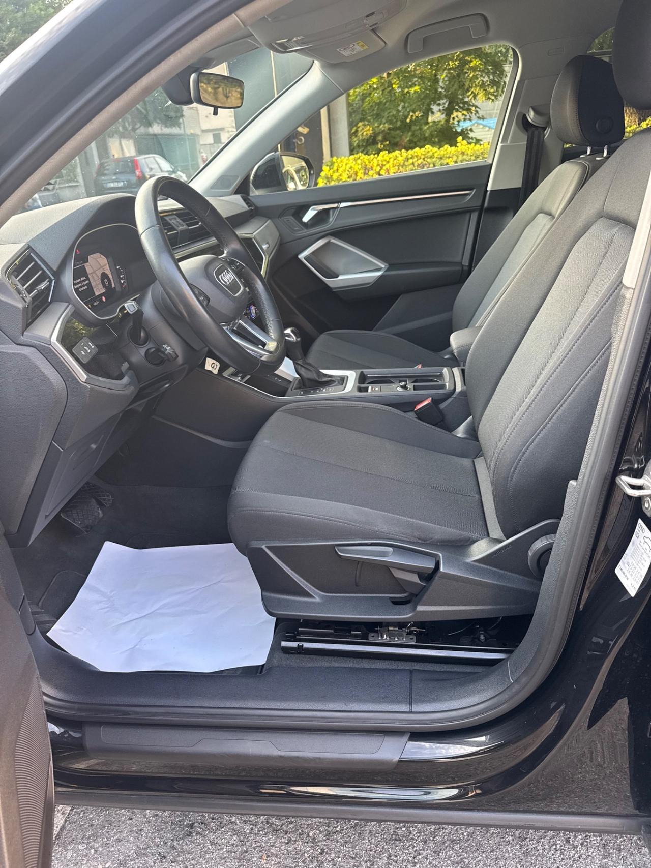 Audi Q3 35 TDI S tronic line edition