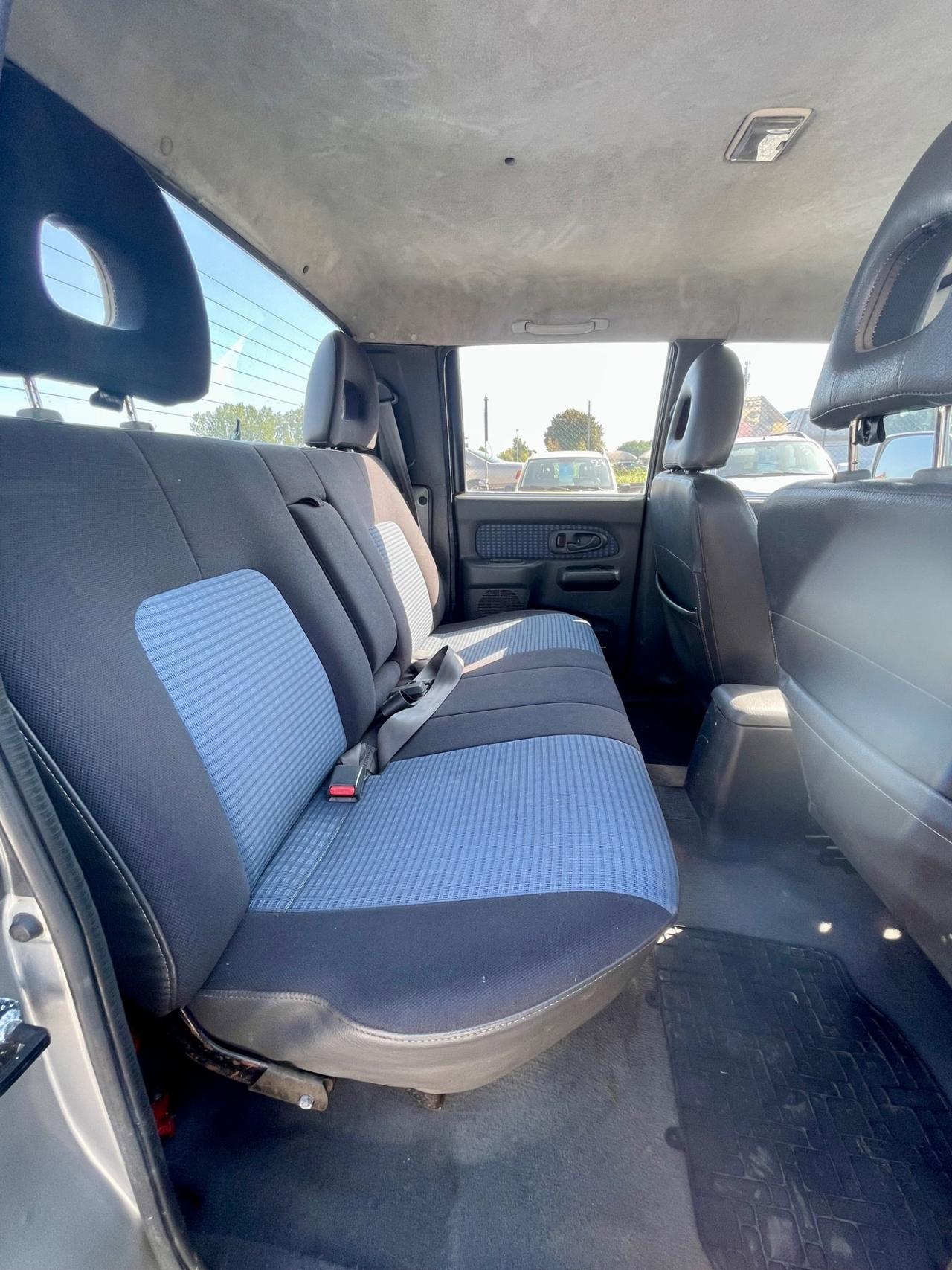 Mitsubishi L200 2.5 TDI 4WD Double Cab Pup. GLS T.