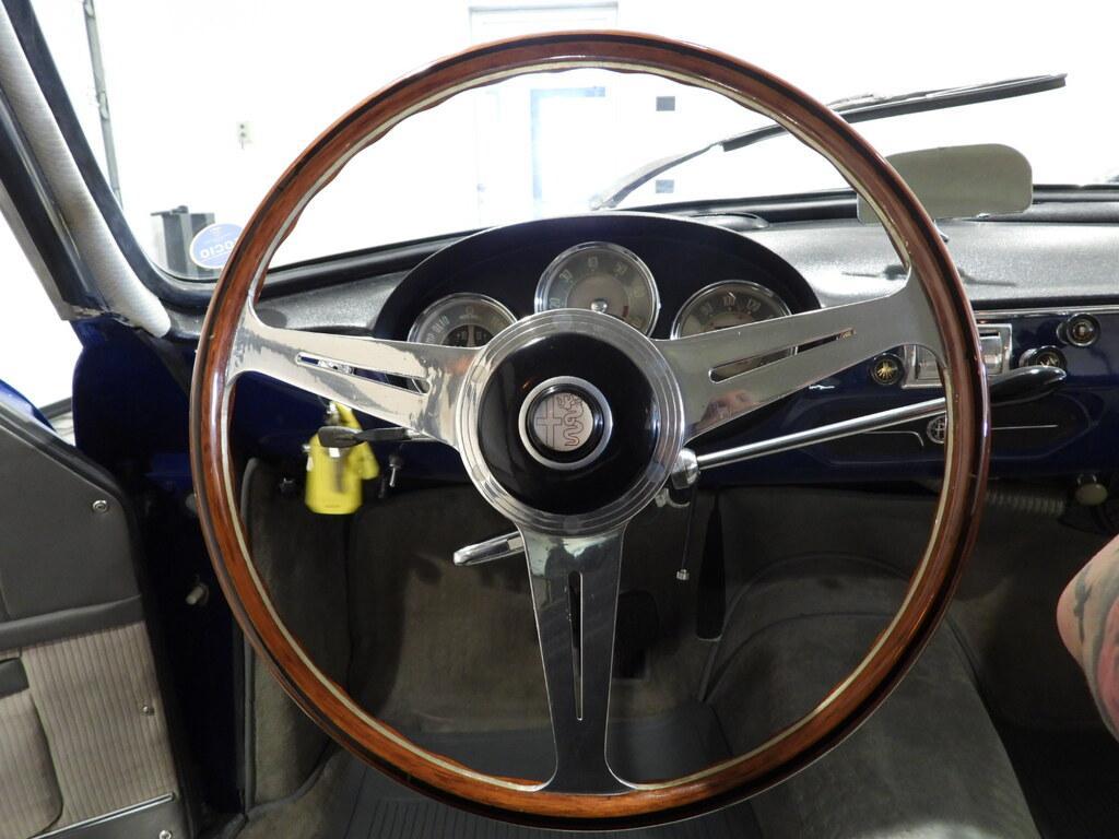 Alfa Romeo Spider GIULIETTA SPRINT 750B CAMBIO AL VOLANTE