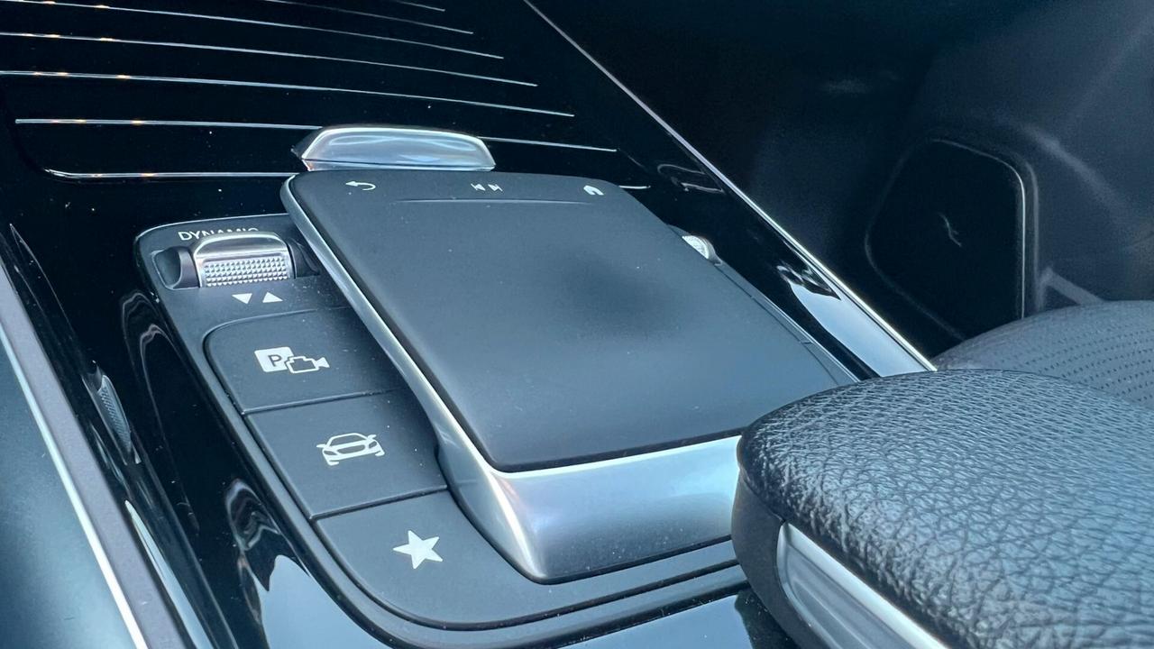 Mercedes-benz GLA 200 GLA 200 d Automatic 4Matic Tetto Apr.Premium Edition
