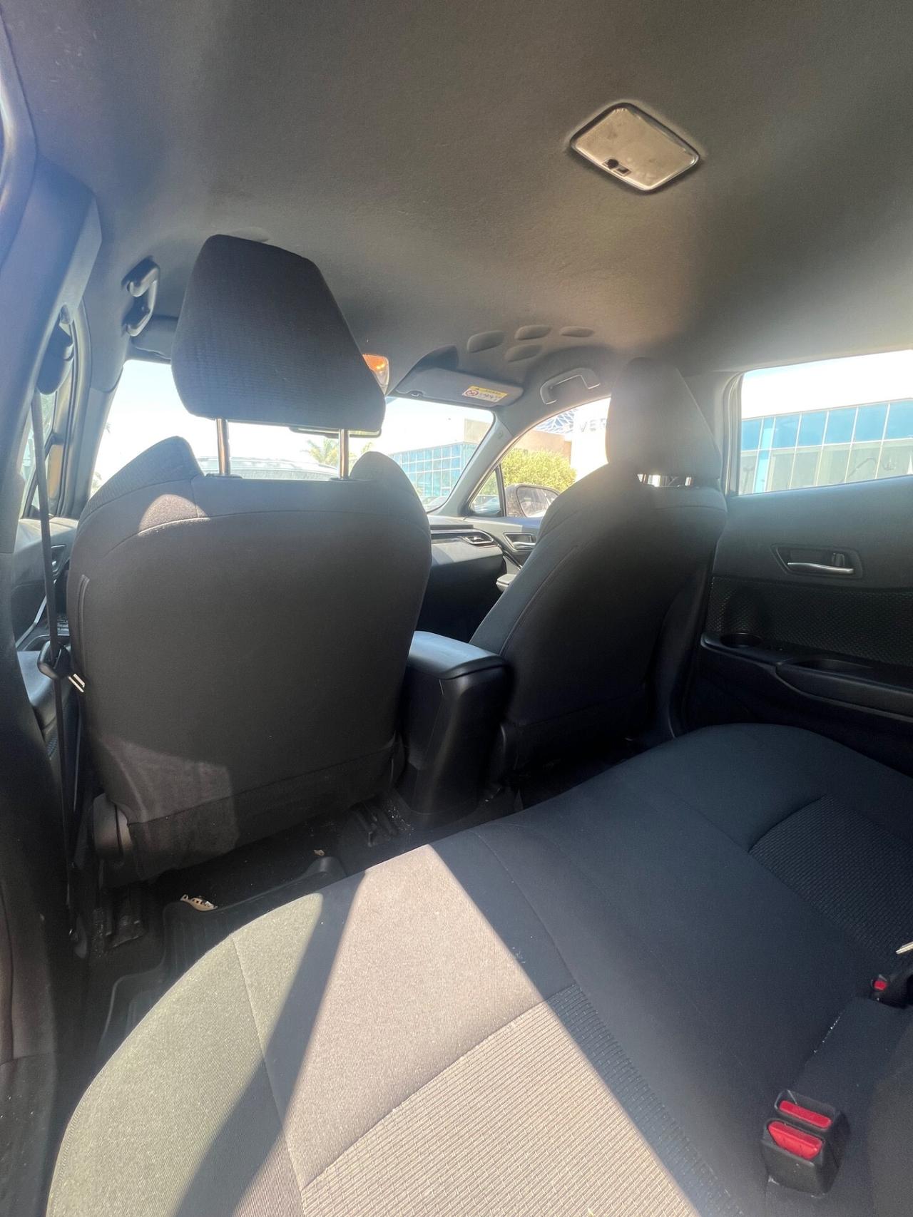 Toyota C-HR 1.8 Hybrid E-CVT Business - RISERVATA A OPERATORI DEL SETTORE
