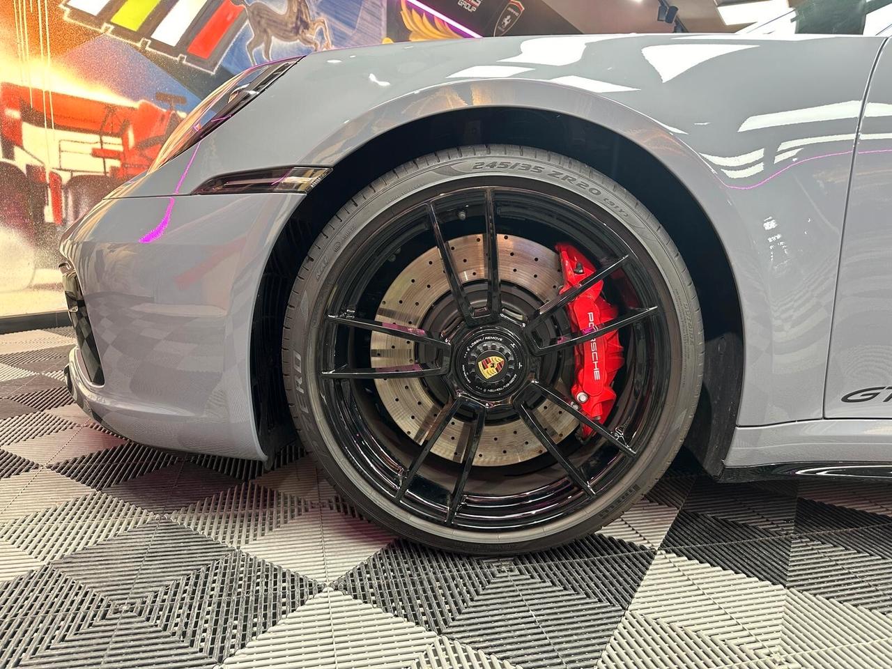 Porsche 992 911 Targa 3.0 4 GTS auto (992)