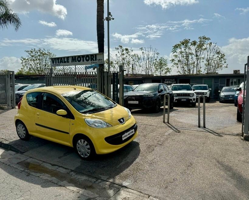 Peugeot 107 1.0 BENZINA 68CV