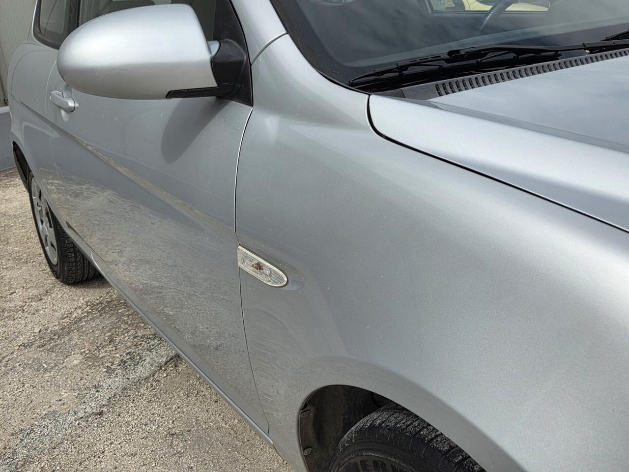 Hyundai Accent 1.4 DYNAMIC METANO -soli km 65.000-