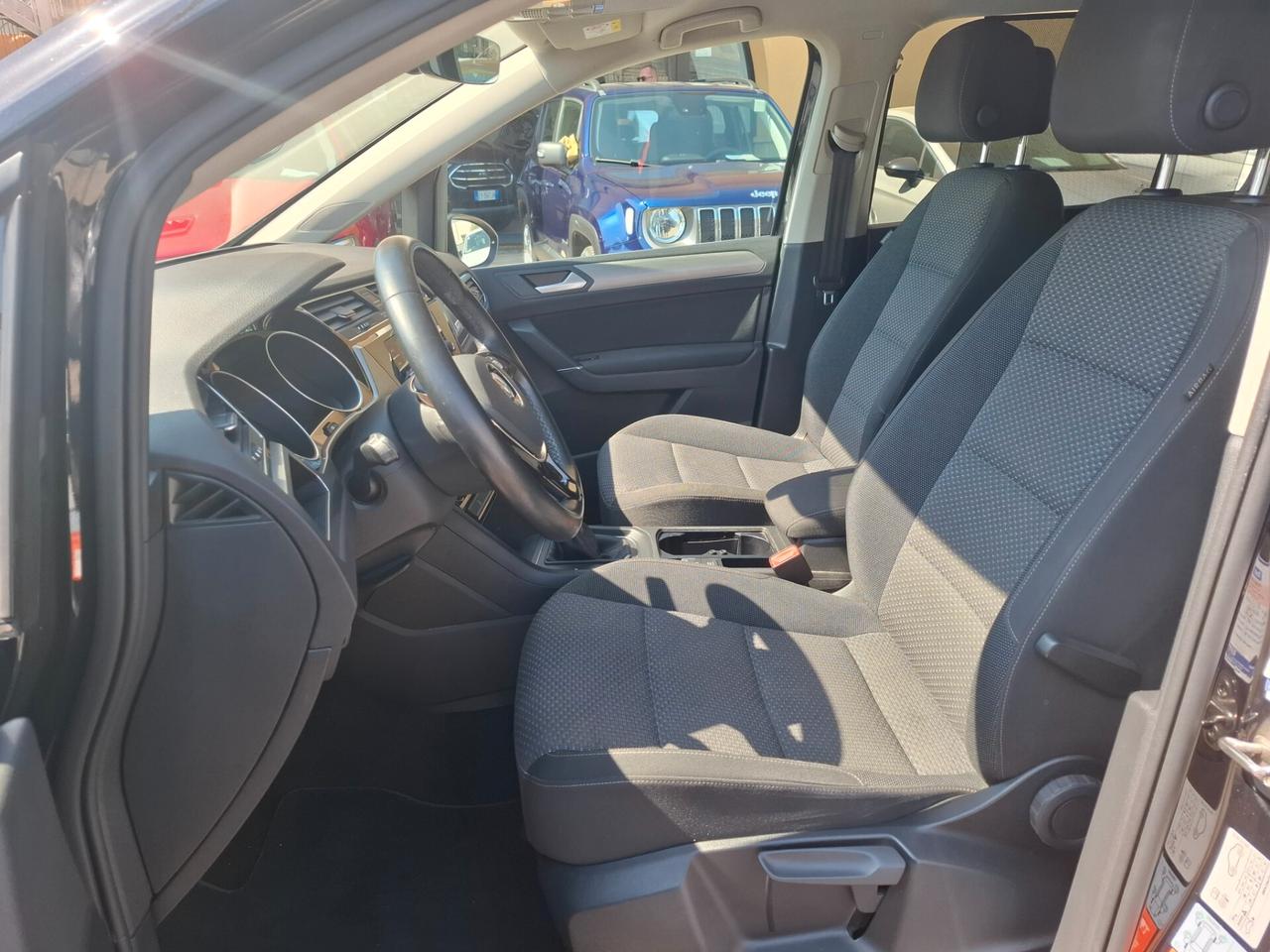 Volkswagen Touran 2.0 TDI 115 CV DSG 7 POSTI!