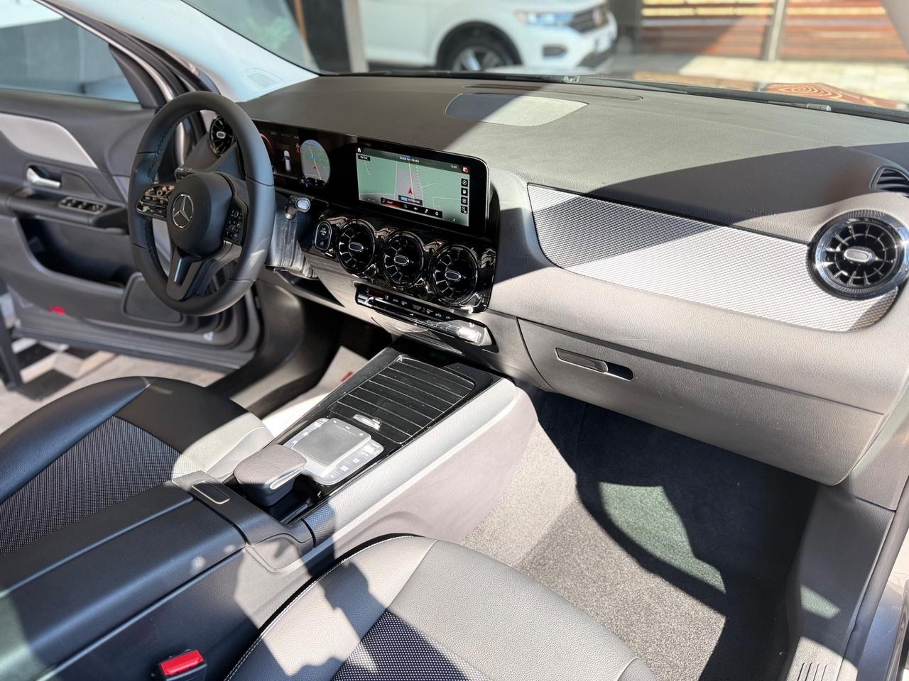 Mercedes-benz GLA 200 d Automatic Sport