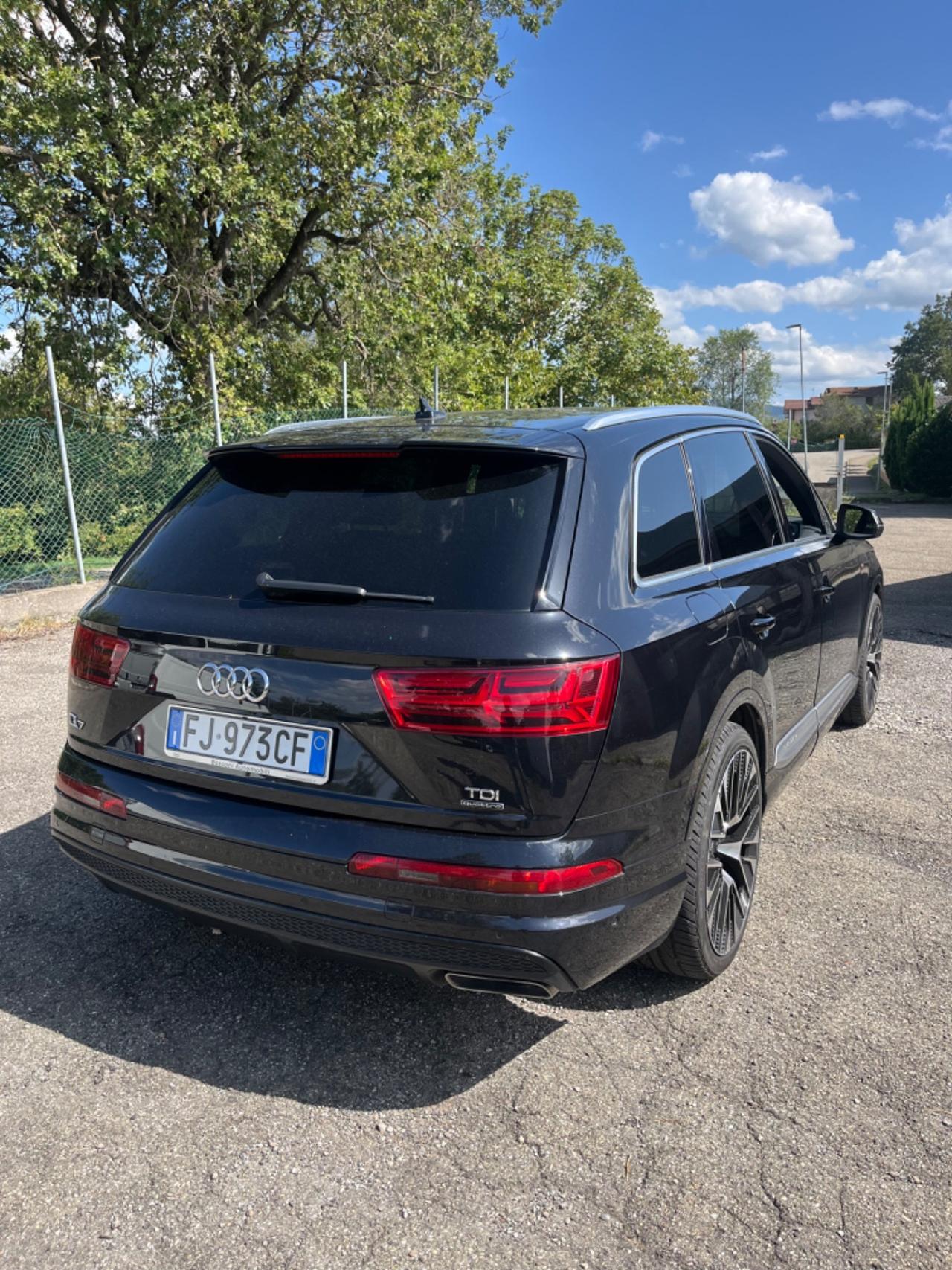 Audi Q7 3.0 TDI 218 CV ultra quattro tiptronic