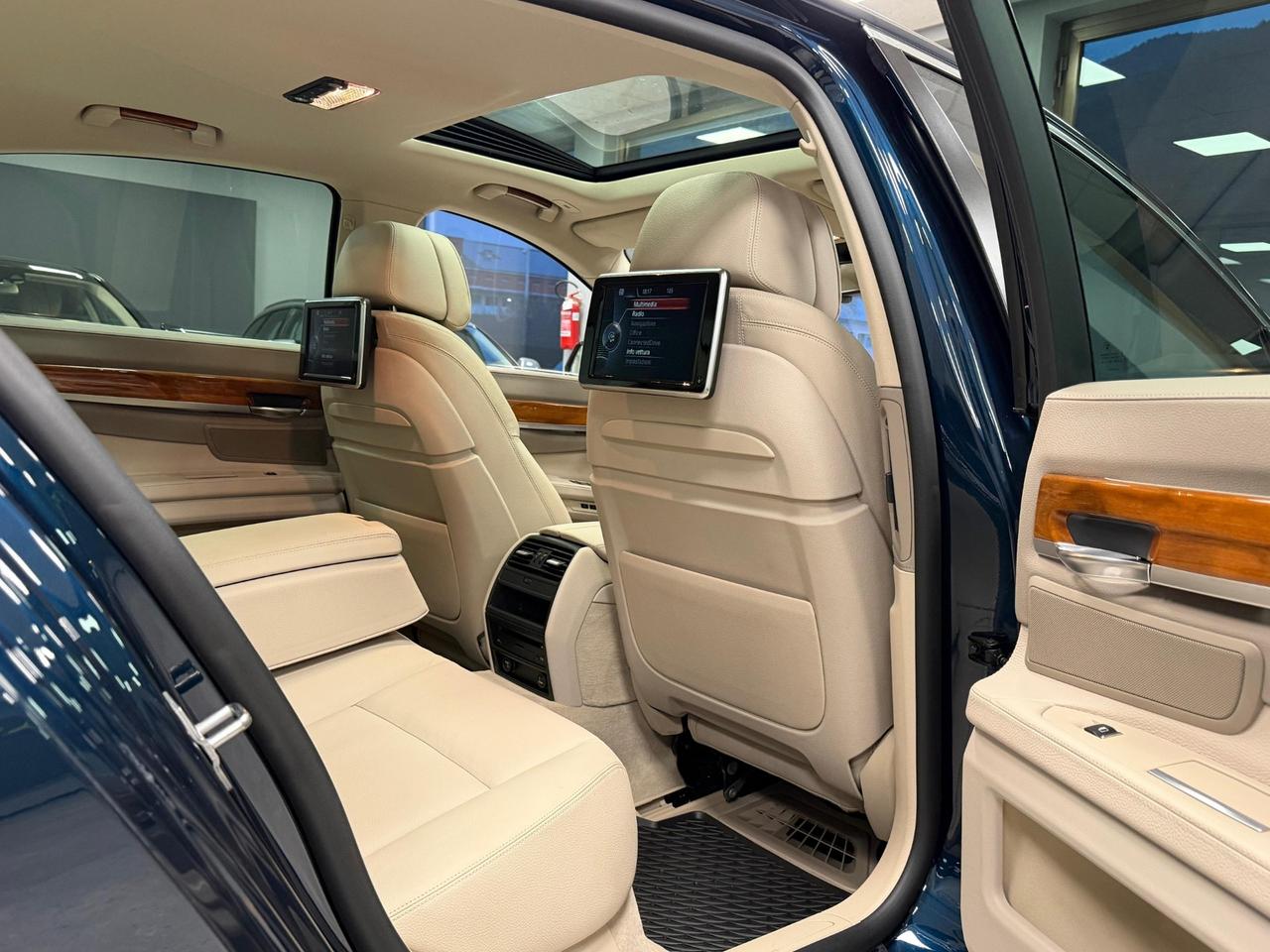 Bmw 750 750i xDrive Eccelsa