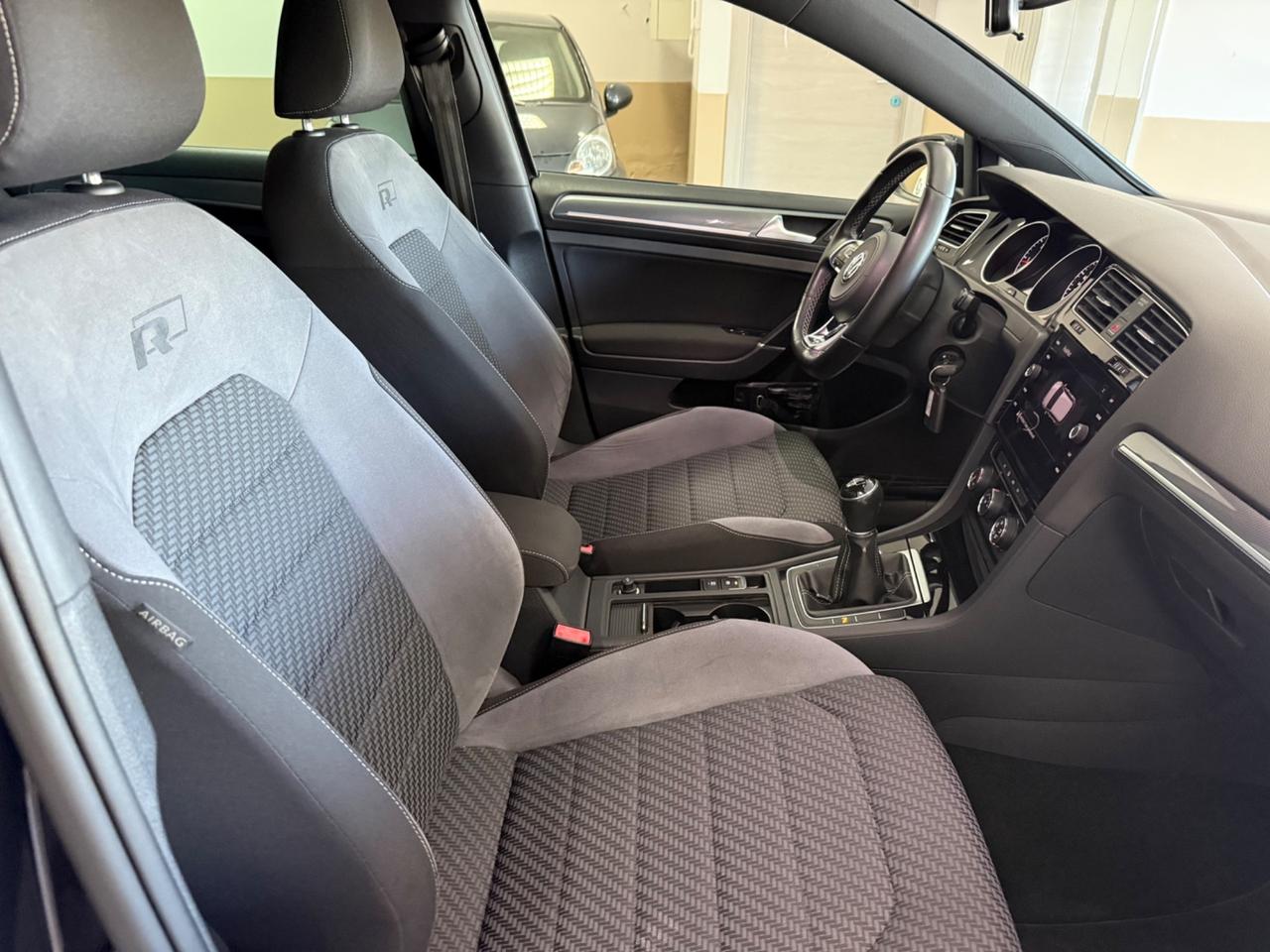 Volkswagen Golf 7.5 R-Line