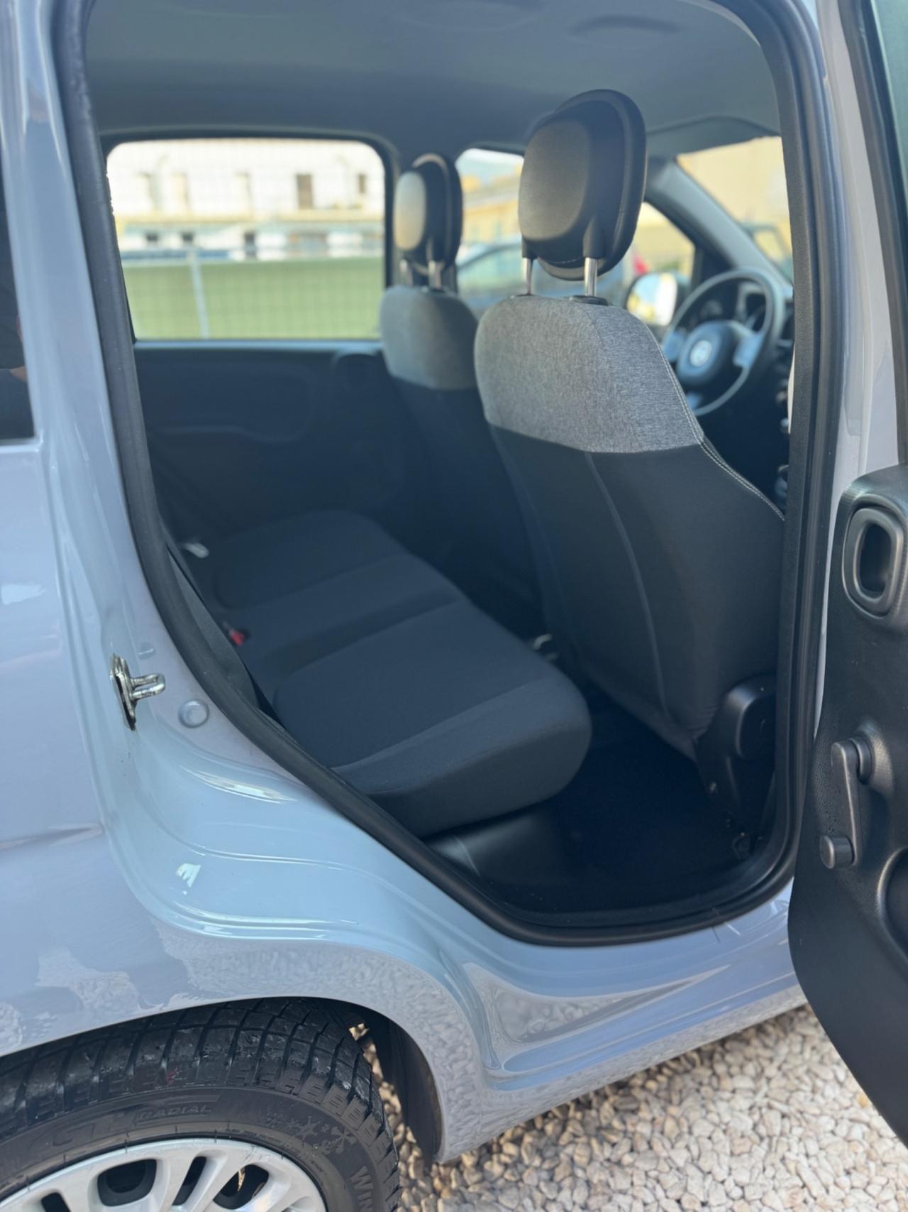 Fiat Panda 1.2 Lounge 69cv OK Neopatentati