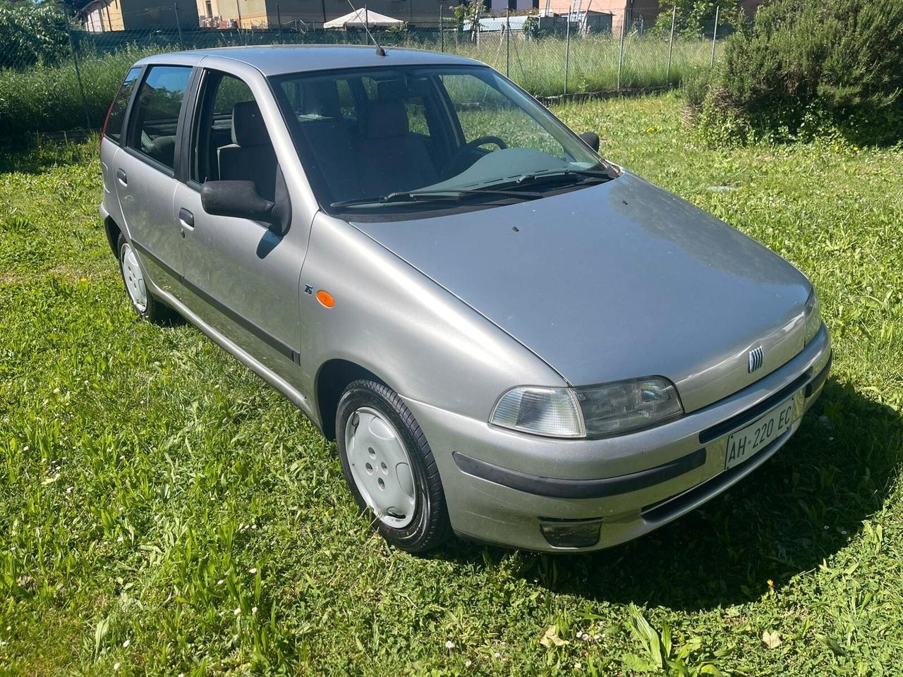 Fiat Punto 75 cat 5 porte HSD UNI PROPIET