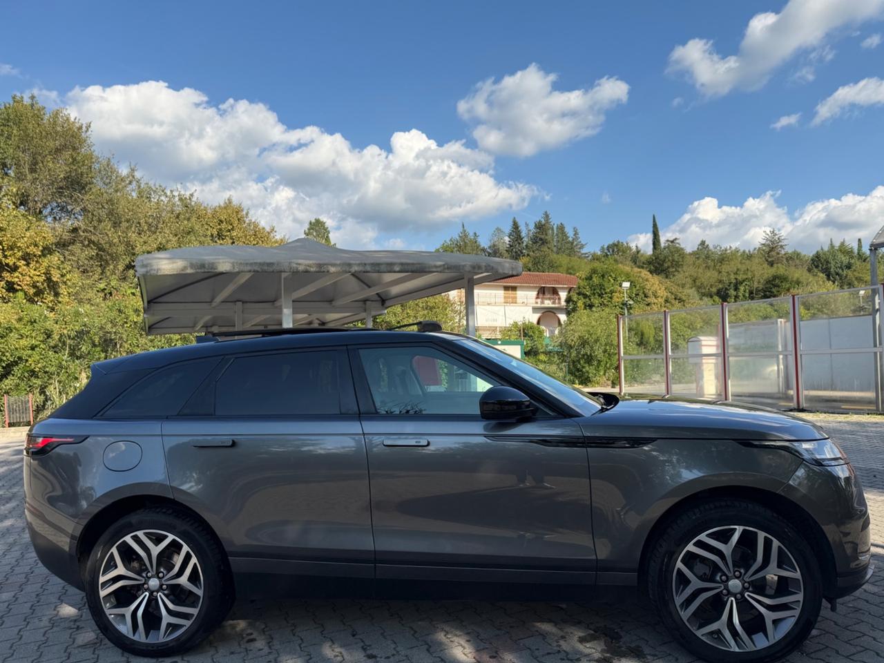 Land Rover Range Velar 2.0D I4 180 CV full optional