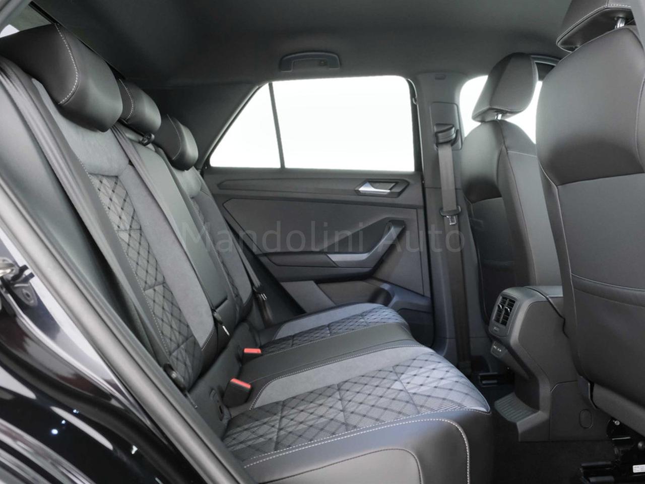 Volkswagen T-Roc 1.5 tsi act r-line plus dsg